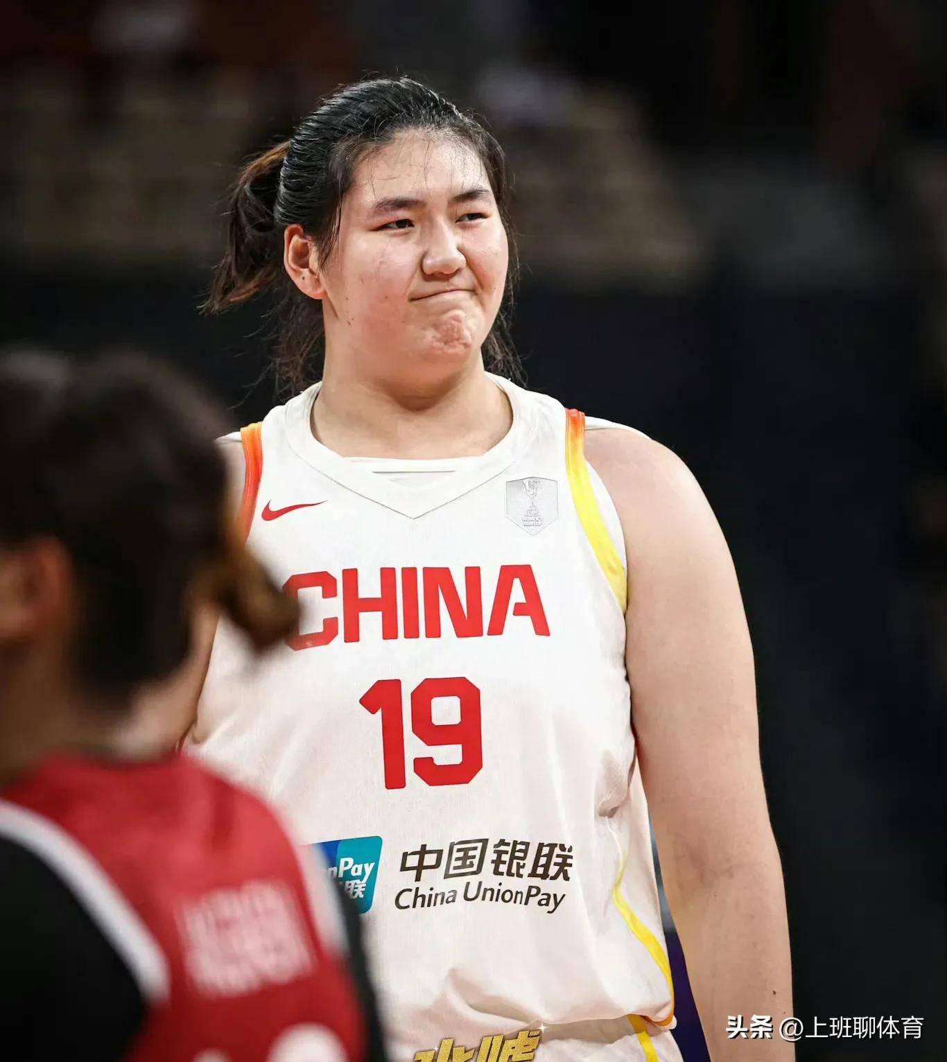 女篮亚洲杯全场集锦：张子宇17分，中国不敌日本无缘决赛的简单介绍