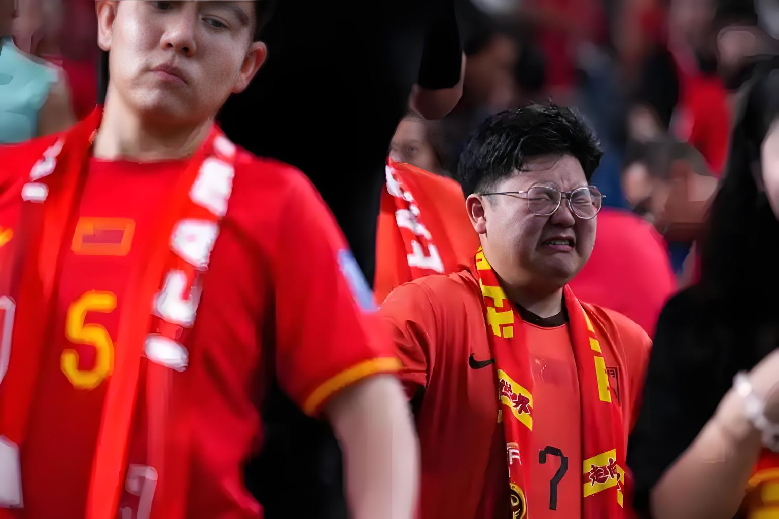 MK体育官方入口-吵错了！国足输3球香港输2球，教练点破：目标不同谈何强弱