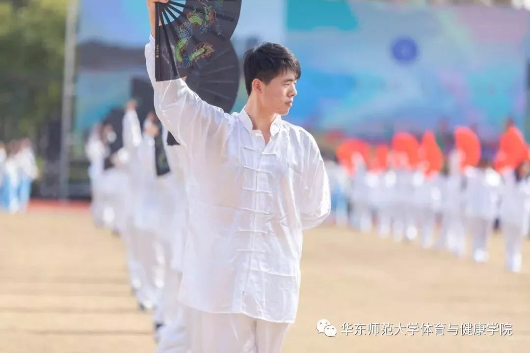 拓荒者队气势如虹，势不可挡