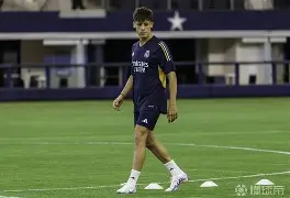 MK体育平台-包含飘了？居莱尔与贝林对喷，居莱尔情绪失控：喋喋不休+激动比划的词条